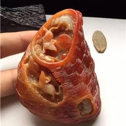 红翡“招财进宝”
