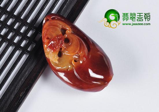 糯冰种红翡缅甸翡翠A货火龙挂件